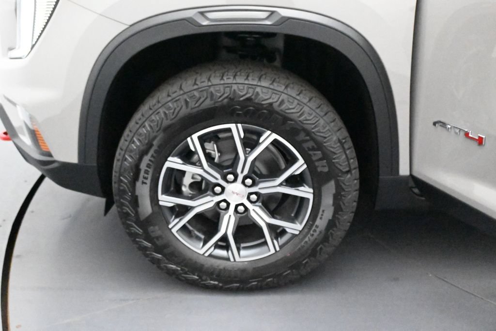 2027 GMC Acadia AT4 - Photo 8