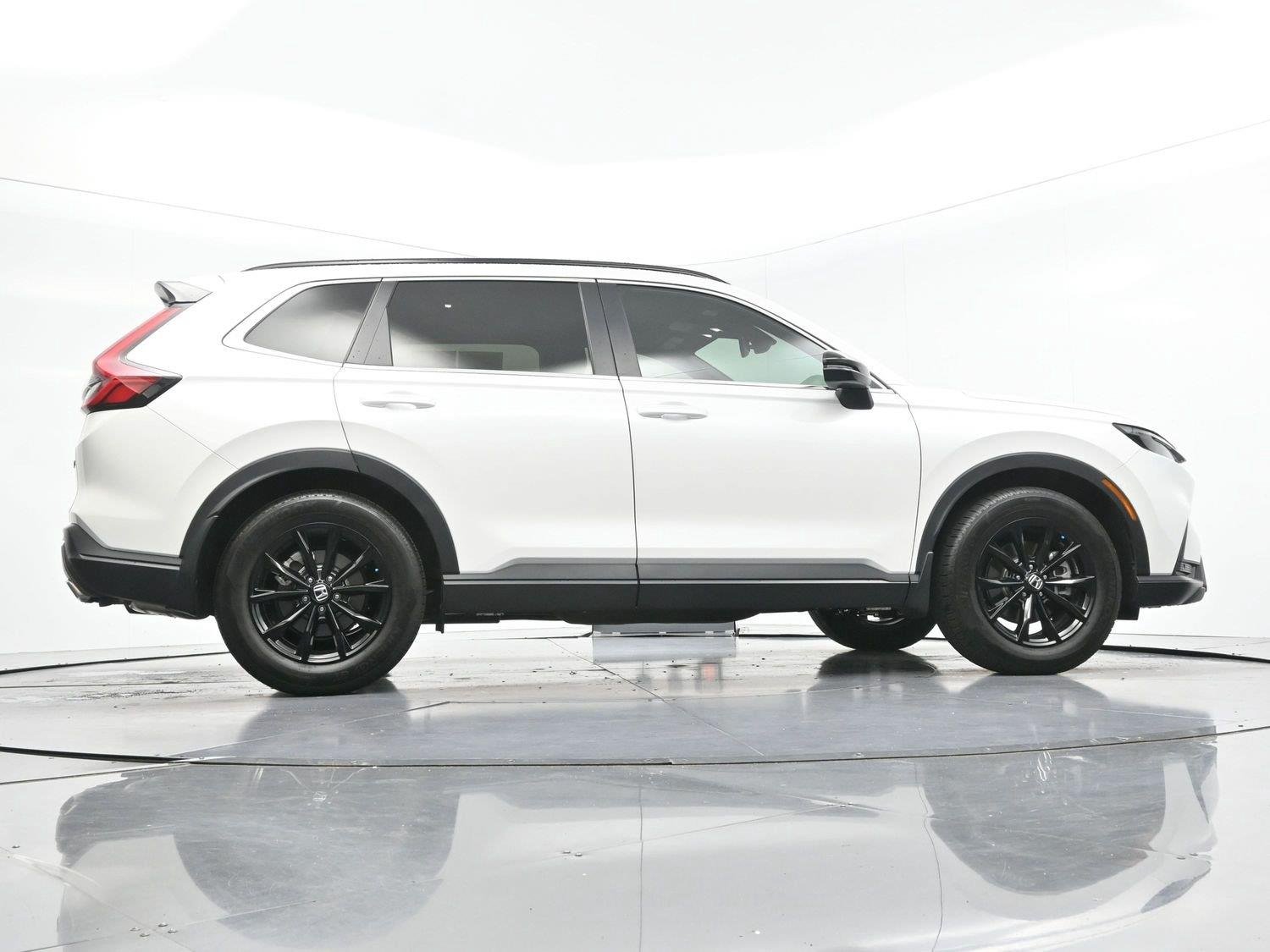 Used 2025 Platinum White Pearl Honda Sport-L image 53