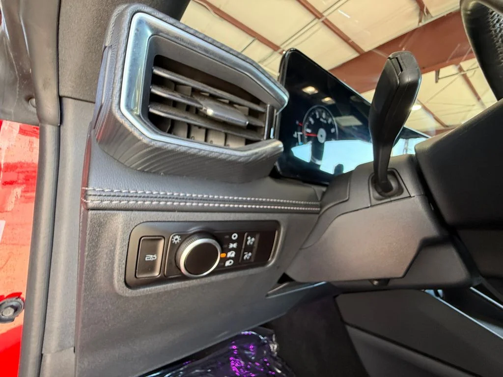 2025 Ford Mustang EcoBoost Premium - Photo 23