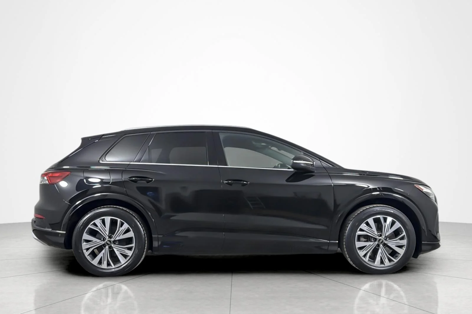 Used 2023 Mythos Black Metallic Audi Premium Plus 40 RWD image 6