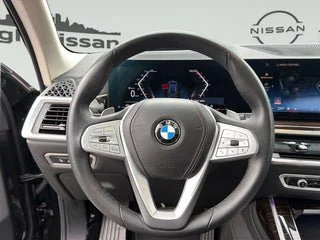 Used 2026 Black BMW xDrive40i image 13