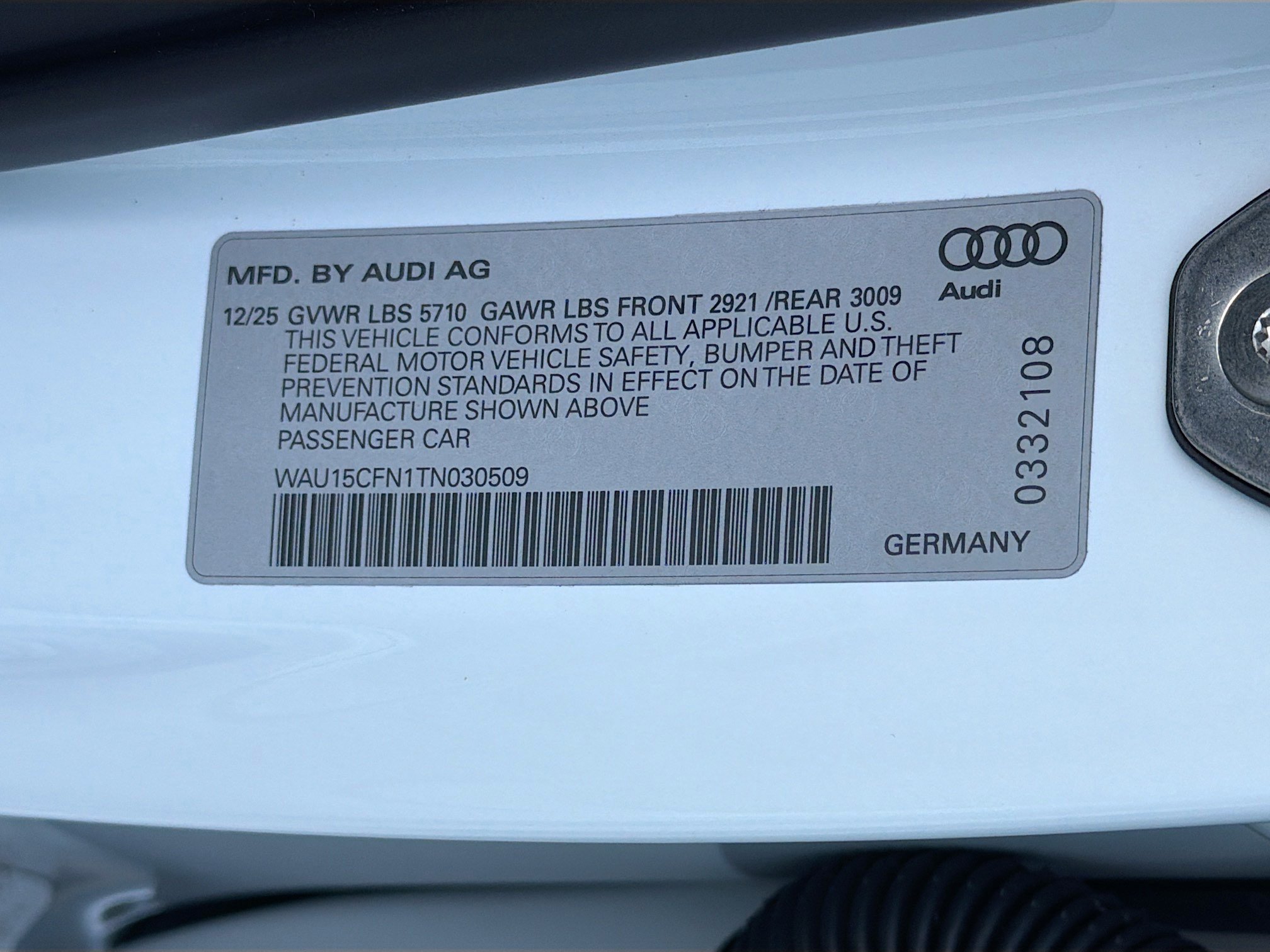 New 2026 Glacier White Metallic Audi Premium image 40