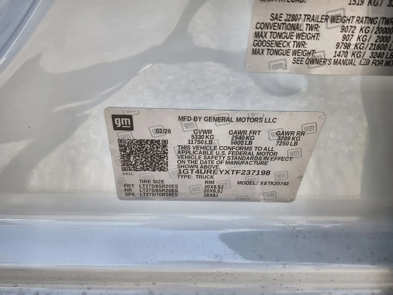 New 2026 Glacier White Tricoat GMC Denali image 35