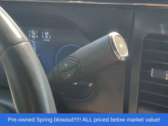Used 2024 White Ford Lariat image 34