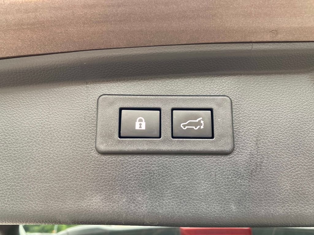 Used 2021 Brown Subaru Touring XT image 8