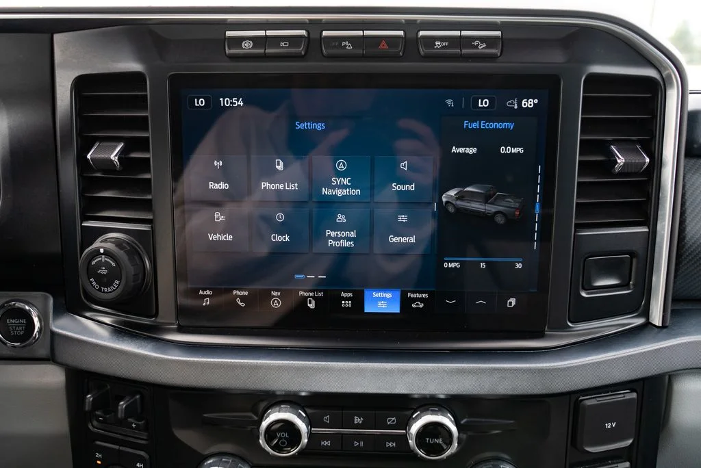 Used 2023  Ford Limited image 15
