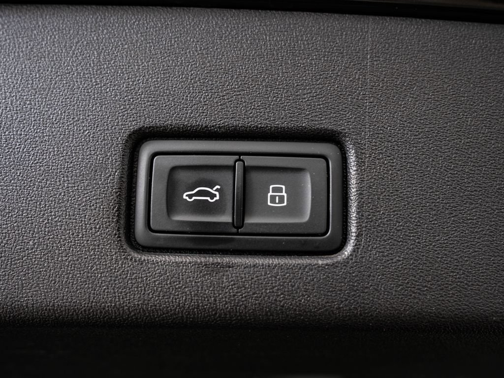 Used 2023 Mythos Black Metallic Audi Premium Plus image 21