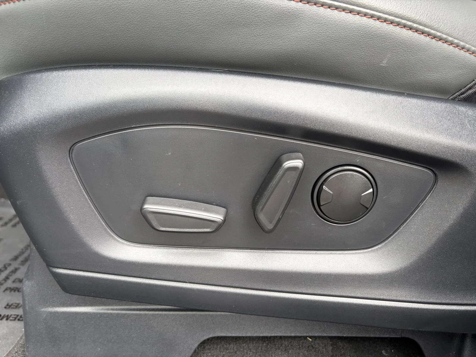 New 2026 Carbonized Gray Metallic Ford Active image 4