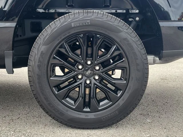 Used 2025 Black Ford XLT image 8