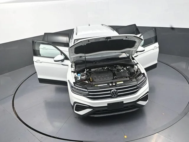 Used 2022  Volkswagen 2.0T S image 32