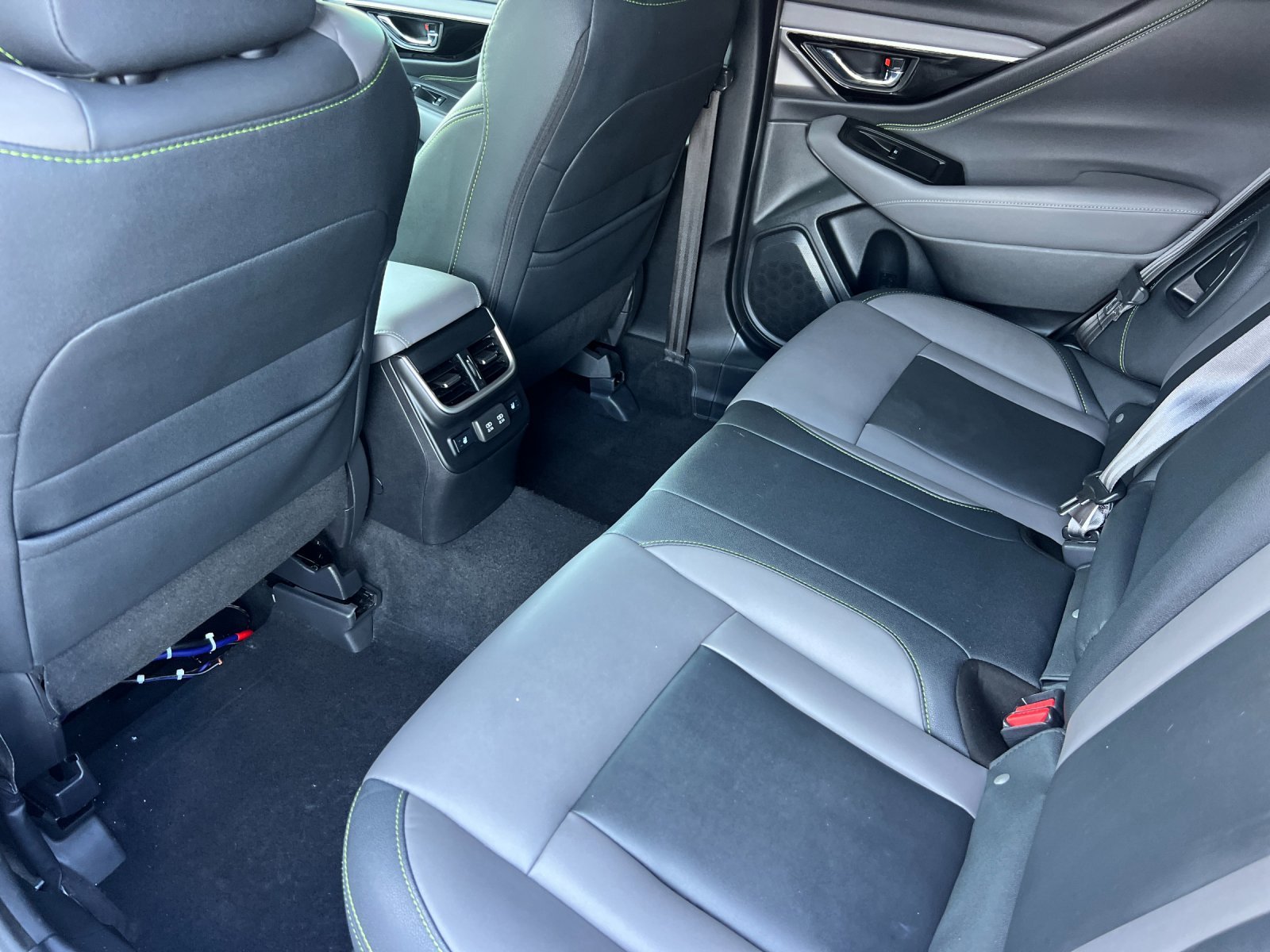 Used 2022 Ice Silver Metallic Subaru Onyx Edition XT image 11