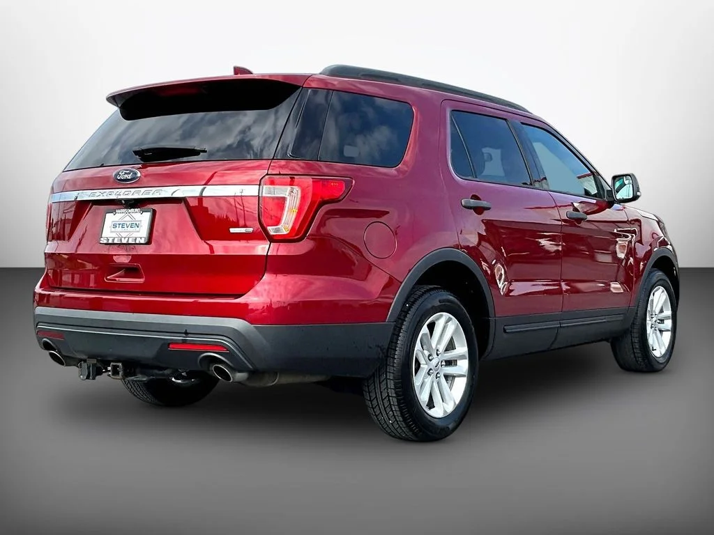 Used 2016 Red Ford Base image 6