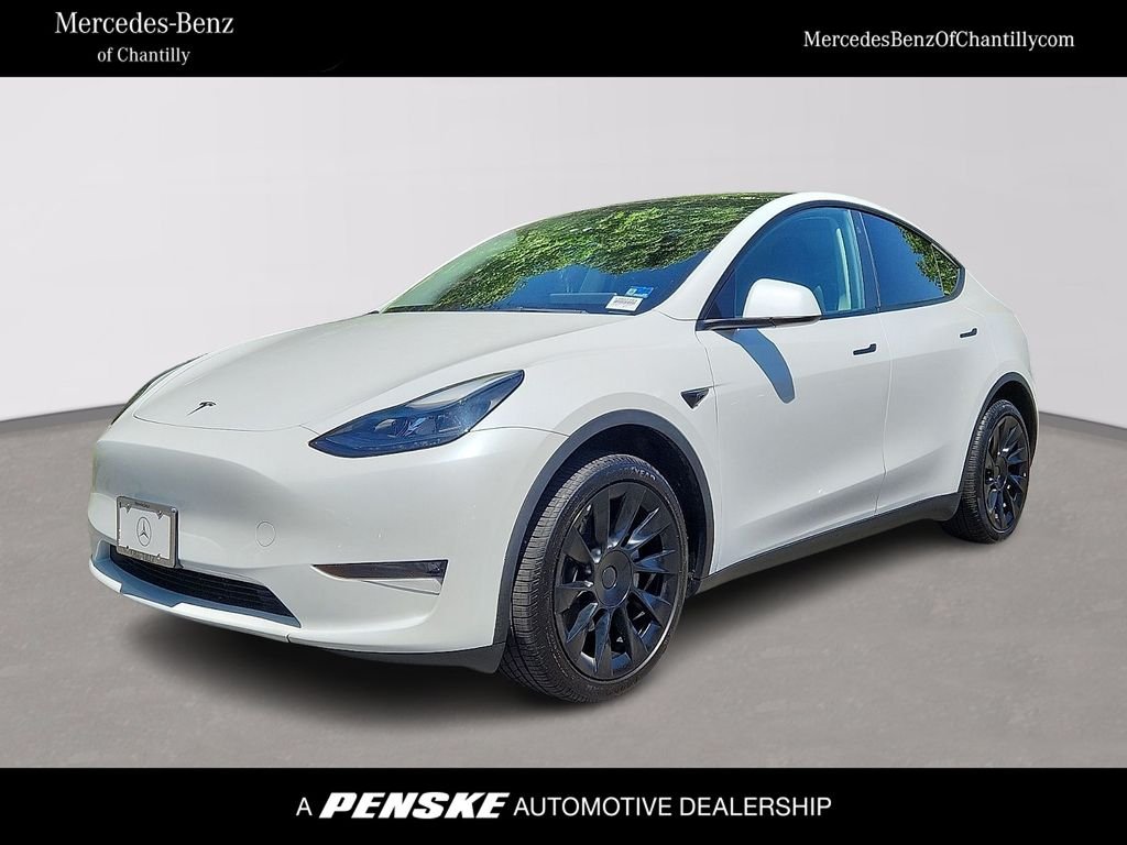 2023 Tesla Model Y Long Range Dual Motor All-Wheel Drive's photo