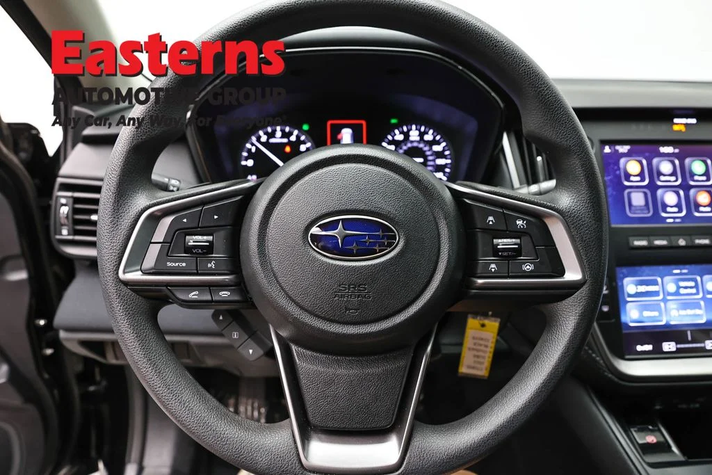 Used 2022 Black Subaru 2.5i image 10
