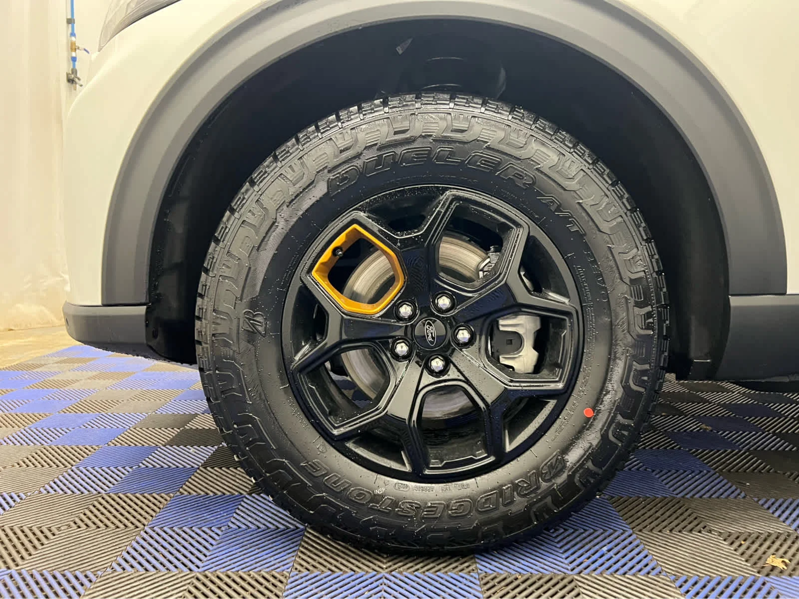 2026 Ford Explorer Tremor - Photo 9