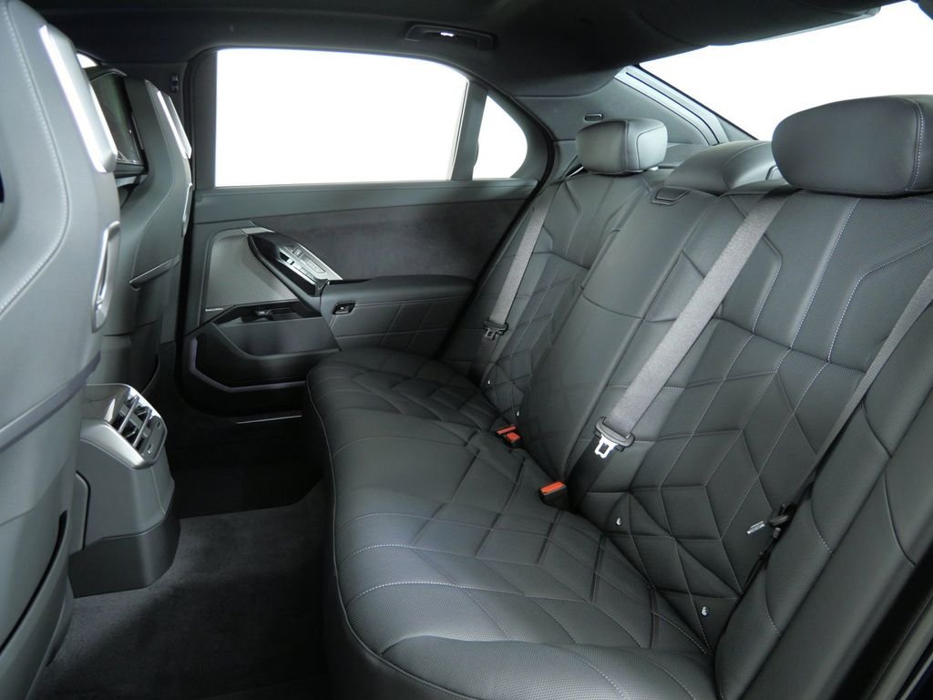 New 2027 Carbon Black Metallic BMW  image 32