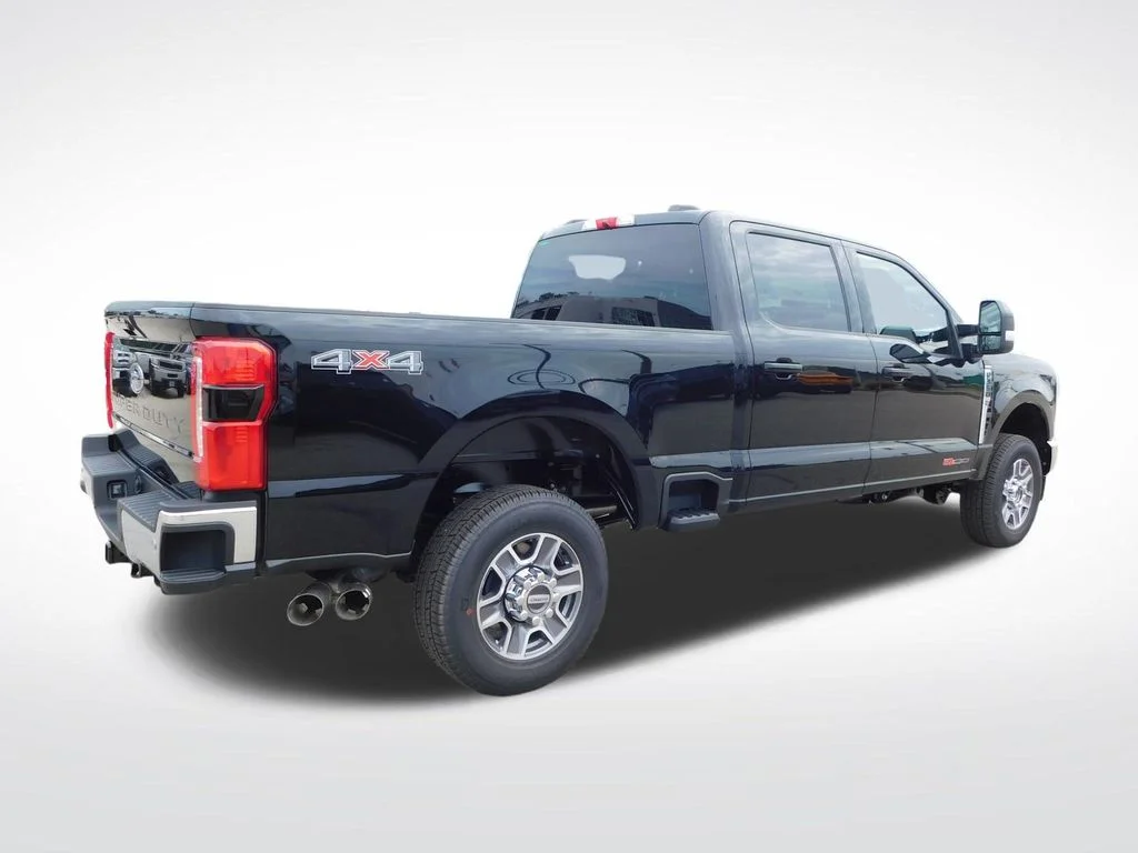 New 2026 Black Ford Lariat image 3