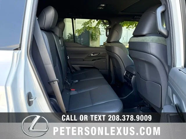 Used 2024 White Lexus 550 Overtrail+ image 19