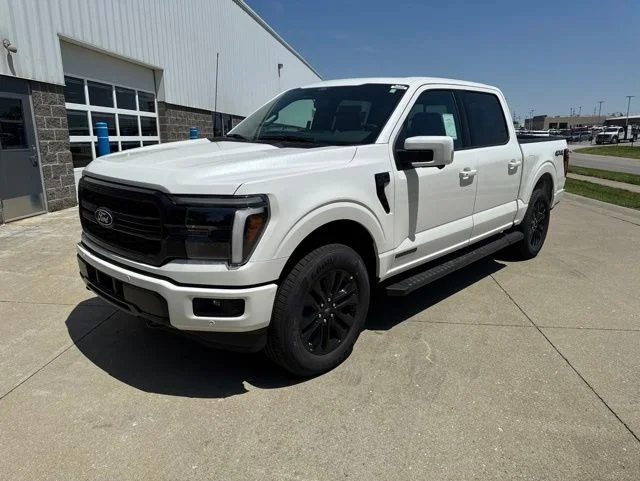 New 2026 Star White Metallic Tri-Coat Ford Lariat® image 11