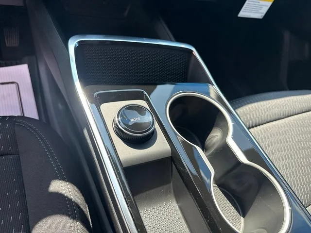 New 2027 Lakeshore Blue Metallic Chevrolet LT image 18