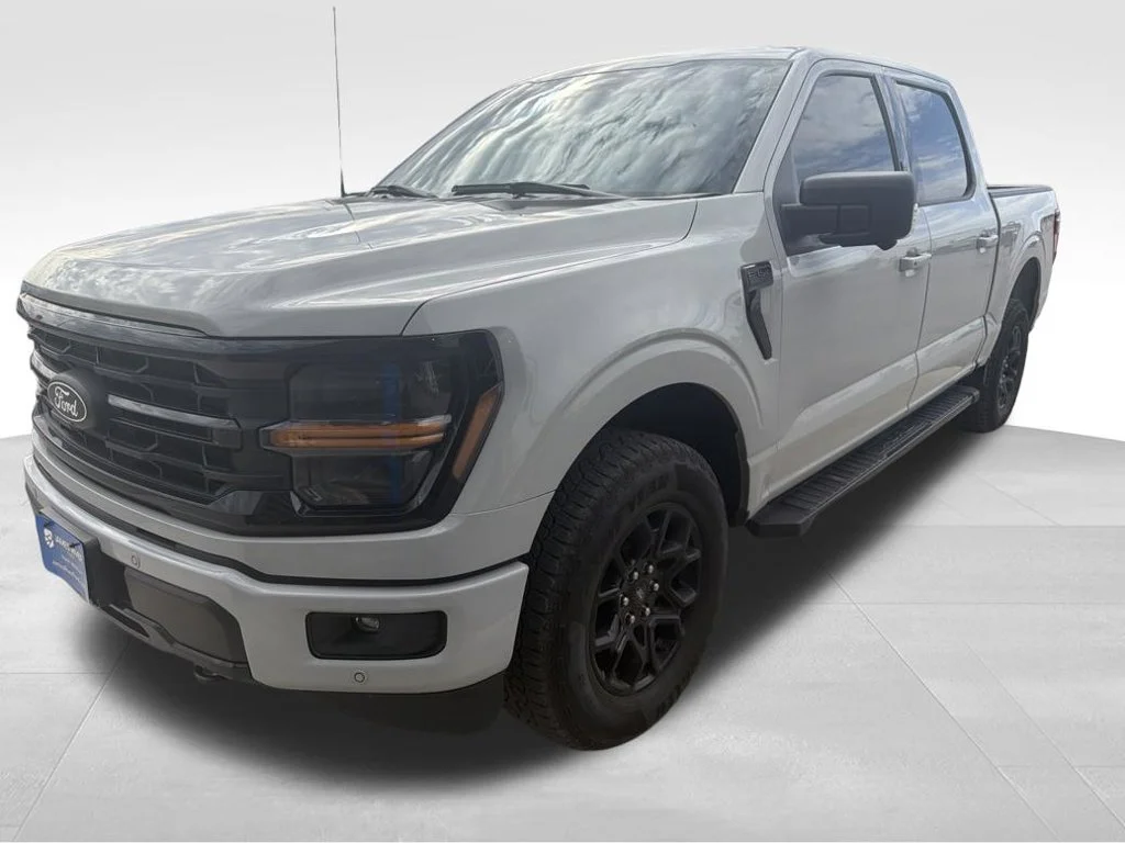 Used 2024 White Ford XLT image 7