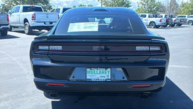 New 2026 Diamond Black Crystal Pearlcoat Dodge R/T image 4
