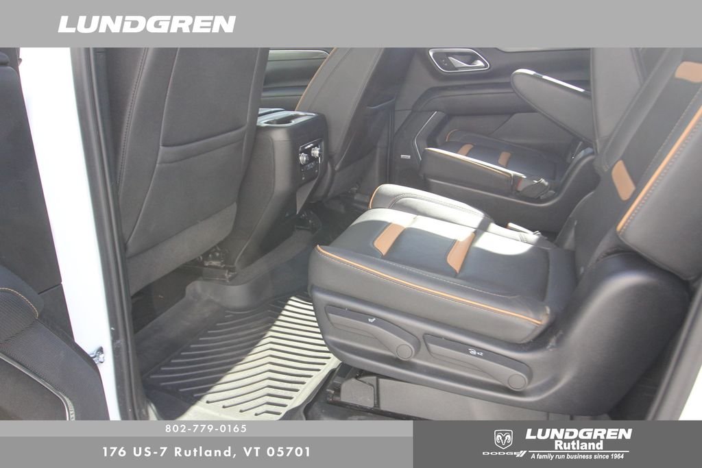 Used 2023 White GMC AT4 image 35