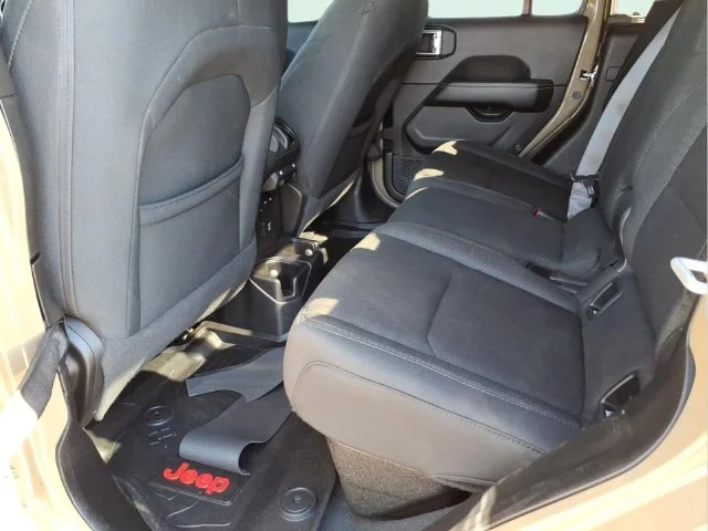 Used 2020 Green Jeep Overland image 17