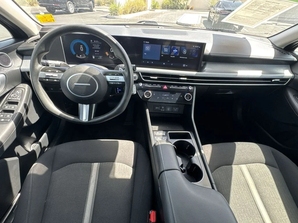 Used 2025 Gray Hyundai SEL image 19