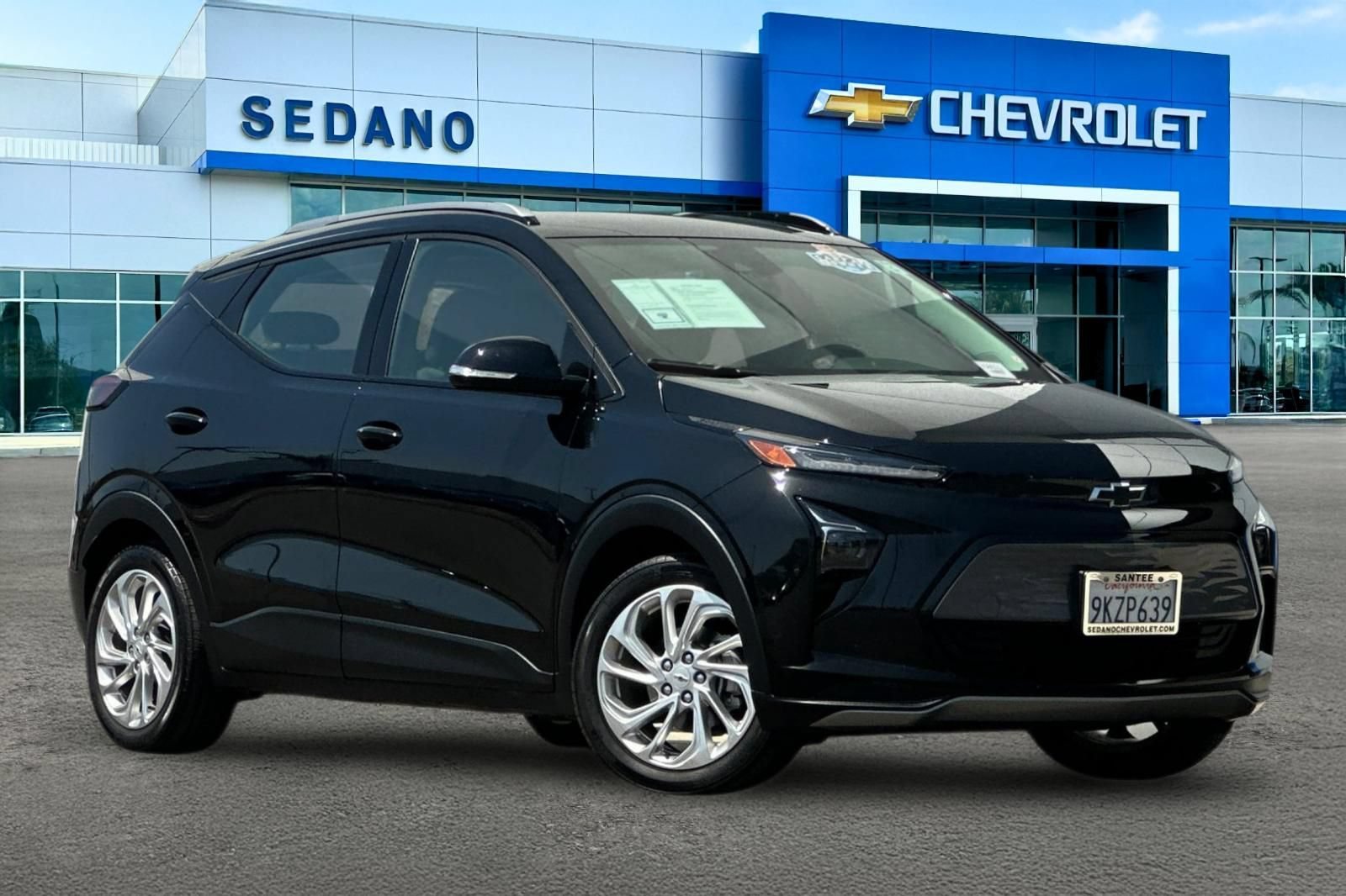 Used 2023 Chevrolet Bolt EUV LT with VIN 1G1FY6S08P4206990 for sale in Santee, CA