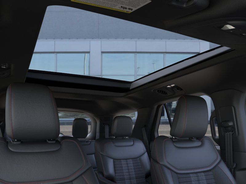 New 2026 Space White Metallic Ford ST-Line image 51