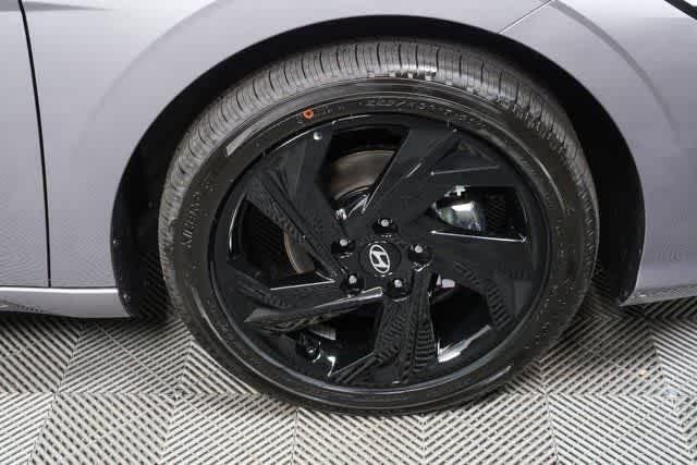 New 2026 Fluid Metal Hyundai SEL Sport image 29