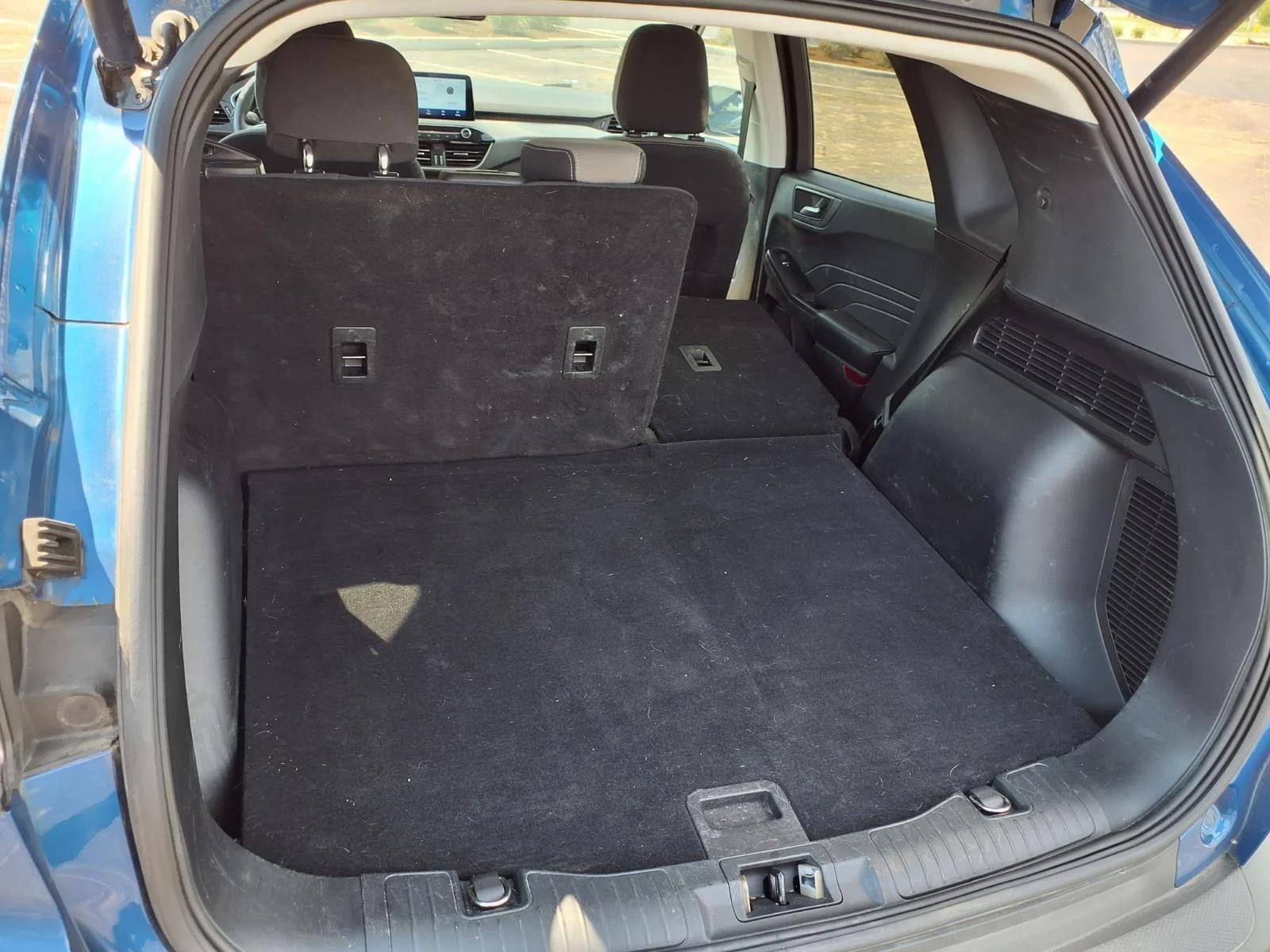 Used 2022 Atlas Blue Ford SE image 24
