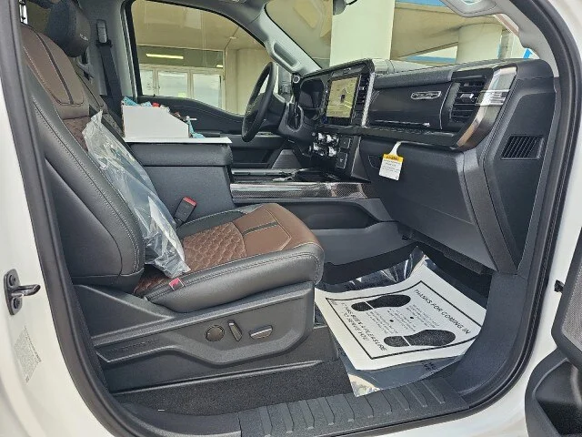 New 2026 Oxford White Ford F-250® Lariat® image 45