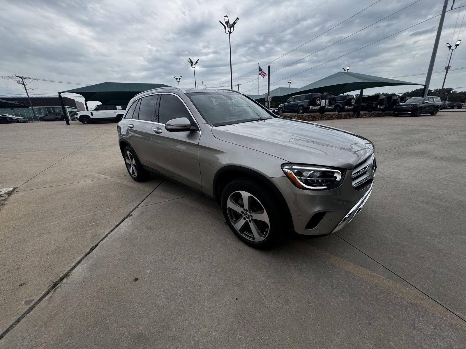 Used 2020 Mojave Silver Metallic Mercedes-Benz GLC 300 SUV image 10