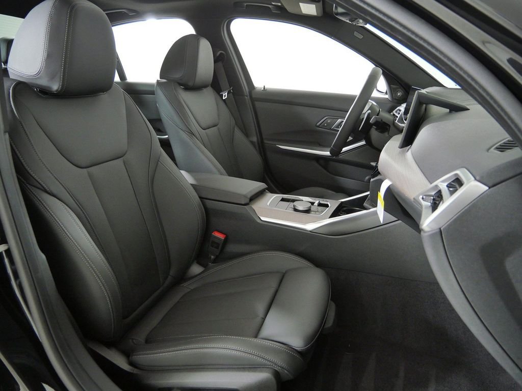 New 2026 Black Sapphire Metallic BMW 330i xDrive image 21