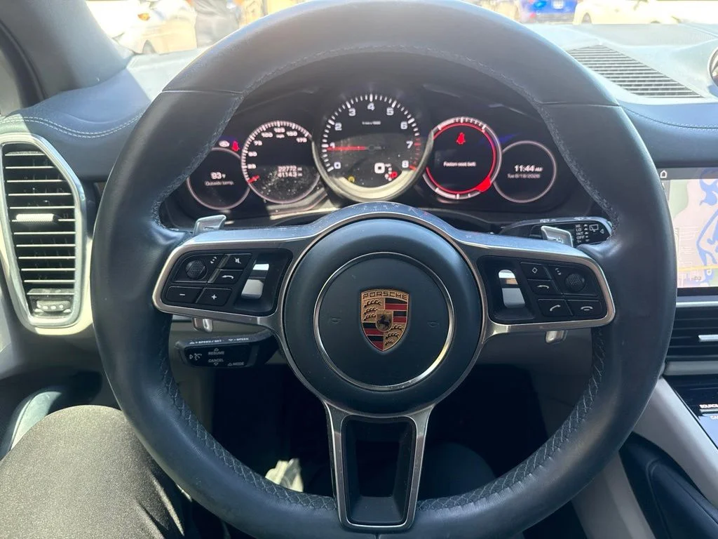 Used 2020 Blue Porsche Base image 17