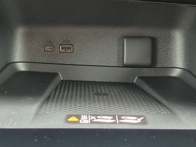 2026 Chevrolet Traverse LT - Photo 22