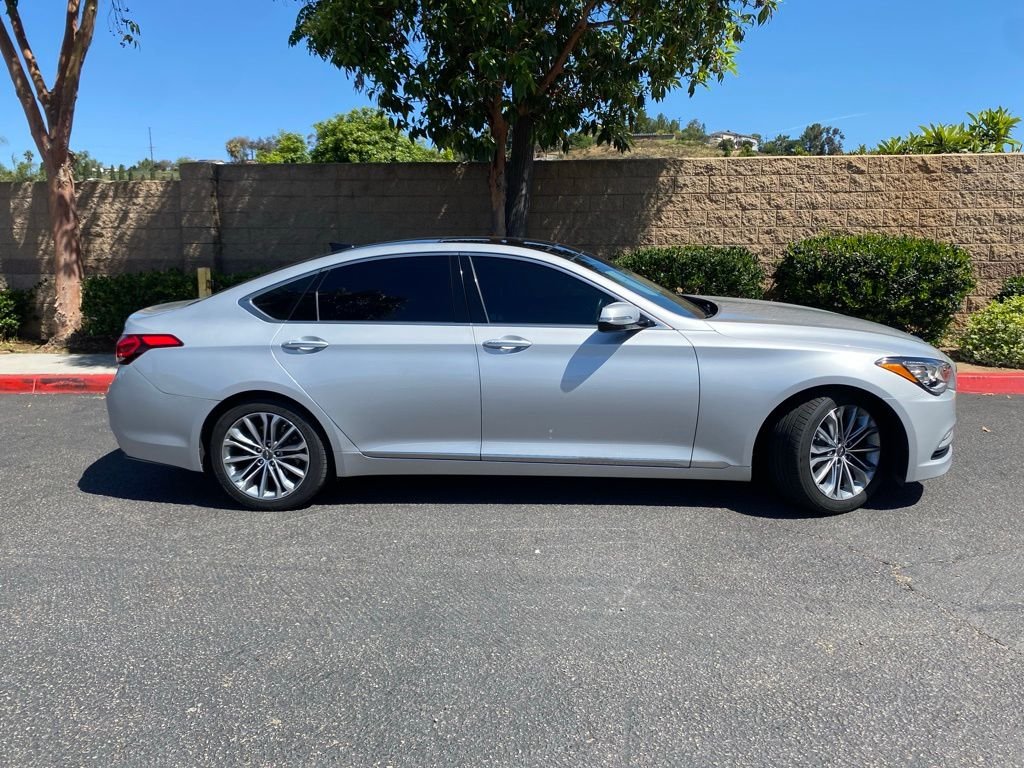Used 2017 Silver Genesis 3.8 image 6