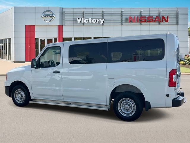 Used 2018 Glacier White Nissan S image 6