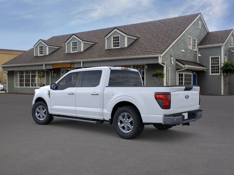 Used 2025 Oxford White Ford XLT image 4