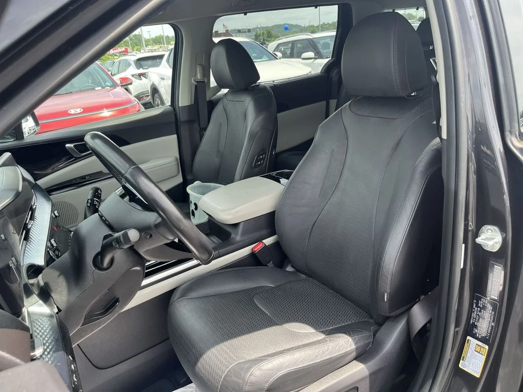 Used 2023 Gray Kia SX Prestige image 13