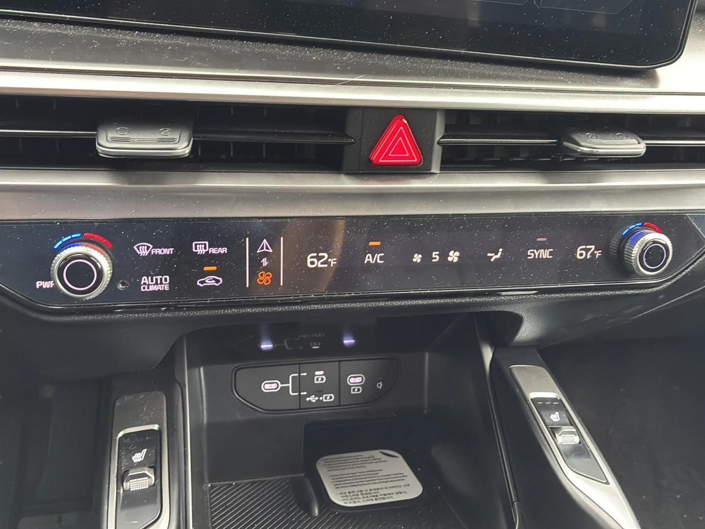 Used 2026 Wolf Gray Kia S image 31