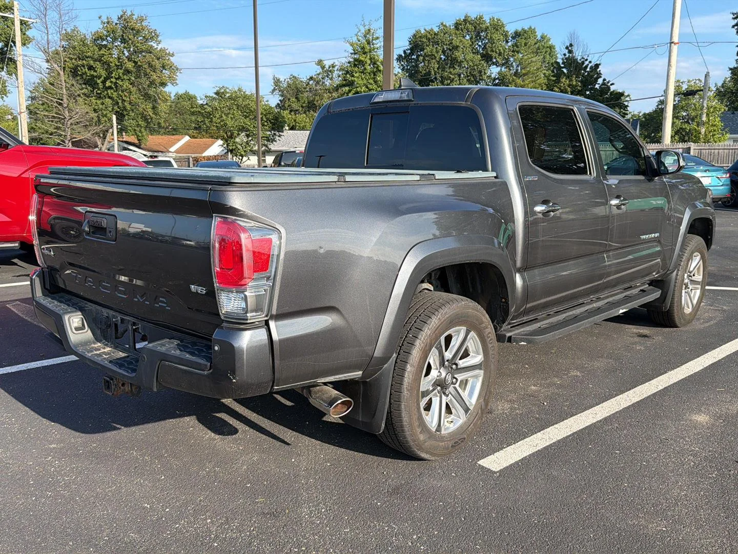 Used 2017 Magnetic Gray Metallic Toyota Limited image 4