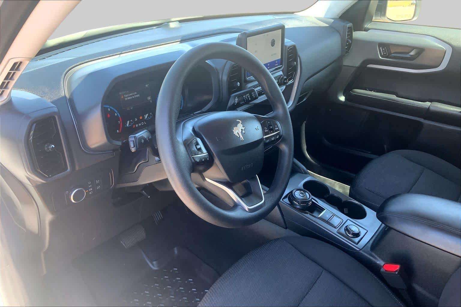 Used 2022 Oxford White Ford Base image 18