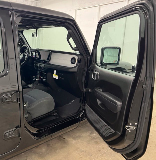 Used 2024 Black Jeep Sport image 17