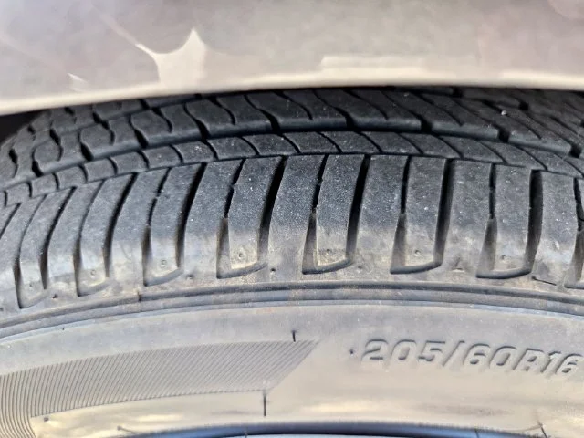 Used 2025 Gray Nissan S image 28