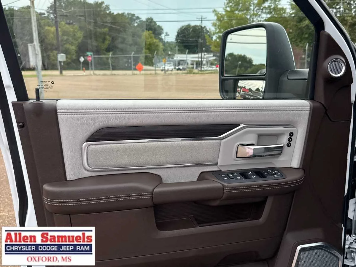 2026 RAM 2500 Laramie - Photo 10