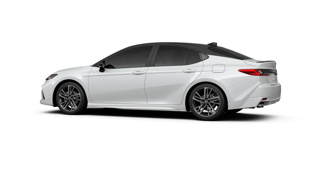 New 2026 Wind Chill Pearl with Midnight Black Metallic roof Toyota XSE image 35