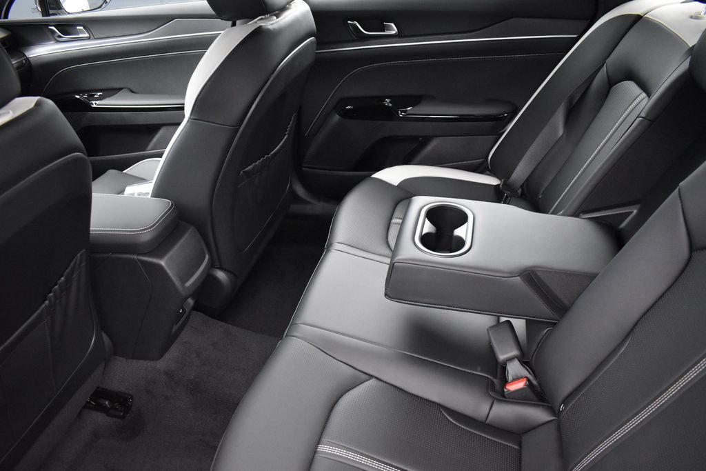 New 2026 Snow White Pearl Kia GT-Line FWD image 19